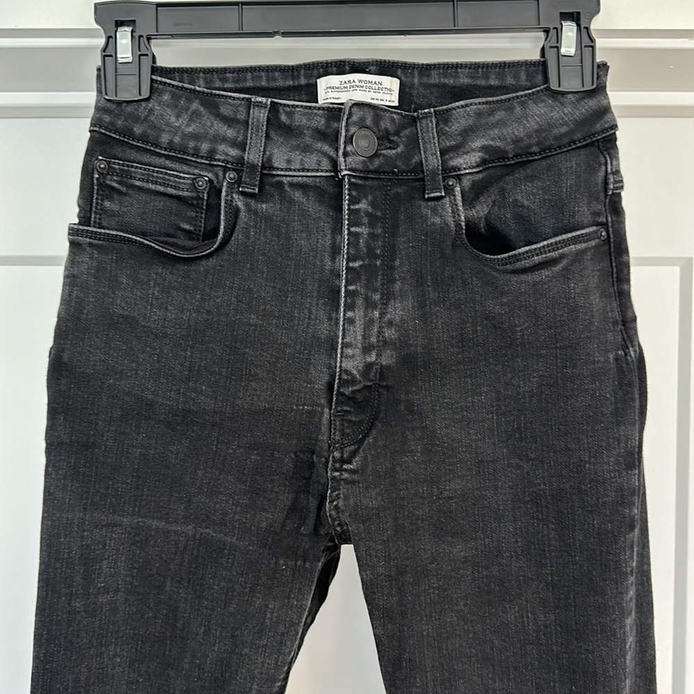 Zara Woman Premium Denim Collection Size 6 Black Skinny Jeans